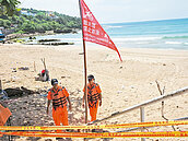 莫蘭蒂來襲　墾丁封岸、軍方進駐