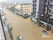 颱風尾掃南台　高雄市區滾滾泥河