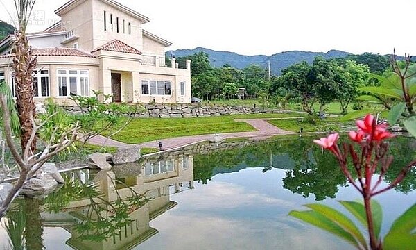 2.	有著台東好山好水相襯，讓民宿美如世外桃源。
