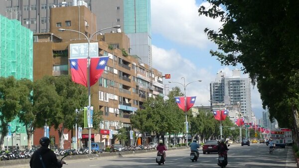 六大都會區11月房市表現出爐,雙北、中南部交易量多呈現縮減。(圖/好房資料照片)