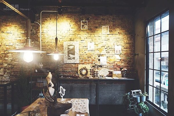 5. 以復古家具烘托懷舊氛圍。