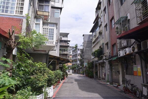台灣老屋多，政府為解決老屋問題，推出不少相關政策，希望能加速都更進行。（好房網News記者 陳韋帆／攝影）