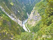 太魯閣景觀橋　「山月吊橋」後年完工