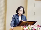 小英督軍一例一休　11月12日前闖關