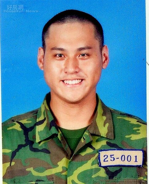 精緻飲食的下場就是爆胖,創下當兵前的人生顛峰