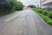 42年封閉型老社區道路下陷、龜裂難修繕　桃市府解套投入600萬進場翻修