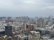房市系統風險…建商急獻策　喊話鬆綁第二戶房貸、調高豪宅門檻