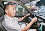 滿75歲駕駛　未通過檢測不能換照