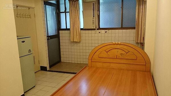 3.目前小晰晰在台北中山區租屋，空間坪數約9坪，自認為對空間沒太多要求，只要該有的傢俱都有就夠了。
