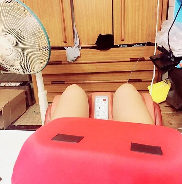 7.偶爾也會用塑腿機舒解平時累積的壓力。
