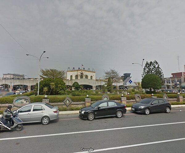 嘉義火車站。(翻攝自google map)