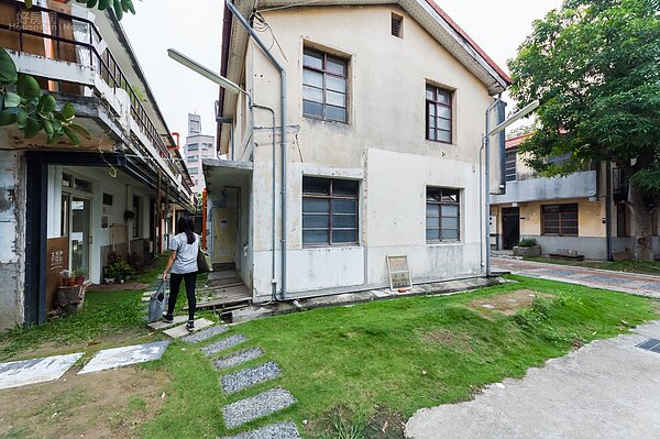 審計新村 文創 基地 台灣省政府 創意 商品 咖啡店