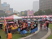 不減熱情　中壢休閒農業社區農家樂雨中進行