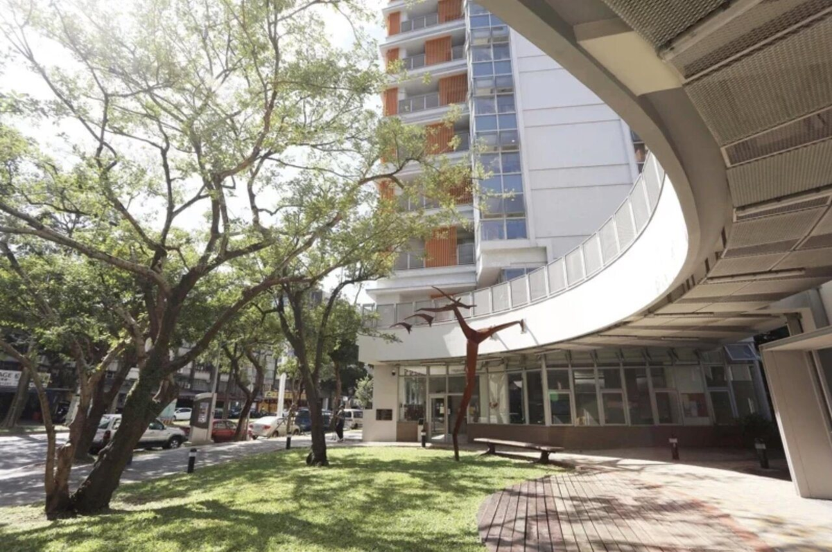 北市社宅租約採3年1租、最長6年制度,然而退租後的維修經費高昂,都發局諾檢討現行修繕機制,例如一次性地盤點管線和五金等設備,也為了避免高成本的維修,未來建社宅前期就從設計施工等地方做起。圖/北市都發局提供