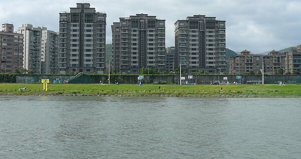 北市豪宅交易被打趴。 圖／報系資料照