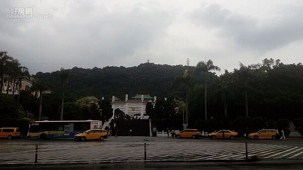 8.位在至善路上故宮博物院,也是知名觀光景點。