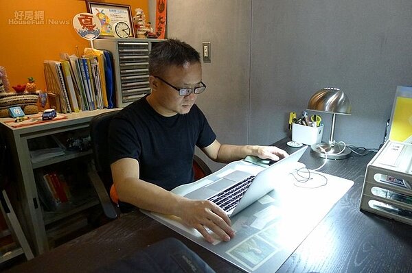 1.黃嘉俊的視角如黑糖一樣暖心，大家都叫他「黑糖導演」。

