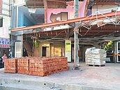 墾丁大街違建　上演你拆我蓋？