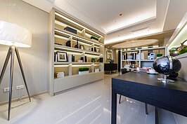 書房另一個角度。