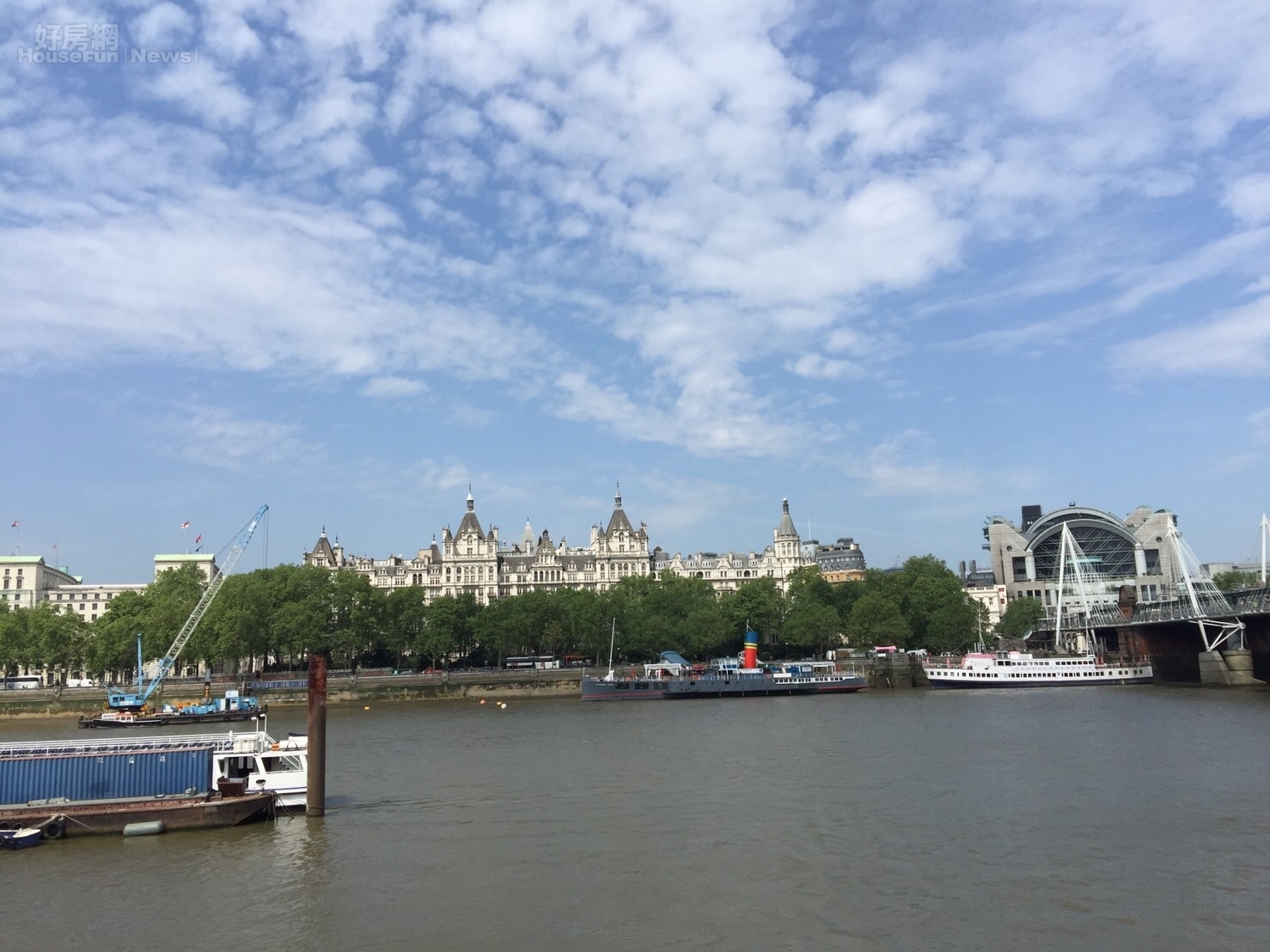 倫敦市長卡恩為對抗空氣汙染，提議部分住家禁止使用柴火爐，圖為 泰晤士河(網友YR提供)
