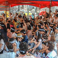 天熱不退卻，史上顏值最高的抗議活動！