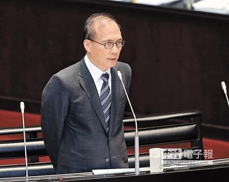 行政院長林全對於華航前任總經理張有恆處理罷工事件非常不滿，火速撤職。（姚志平攝） 