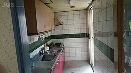 原本的廚房，後來重新設計改為小孩房。也因為如此，所有管線全部重拉重新佈線。