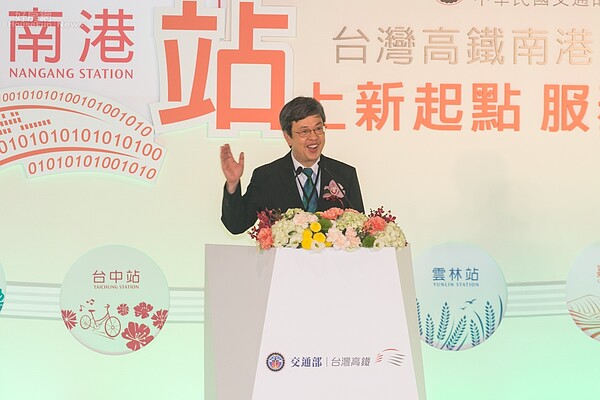 副總統陳建仁強調,高鐵南港站緊鄰規劃中的生技園區,也是臺北市重要的東區門戶。(好房網News記者張聖奕/攝)