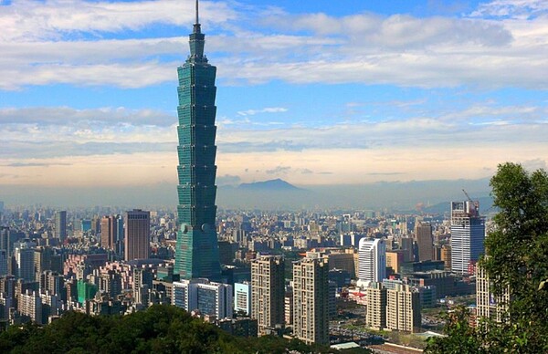 北市蛋黃區,房價不斷溜滑梯。 圖/報系資料照