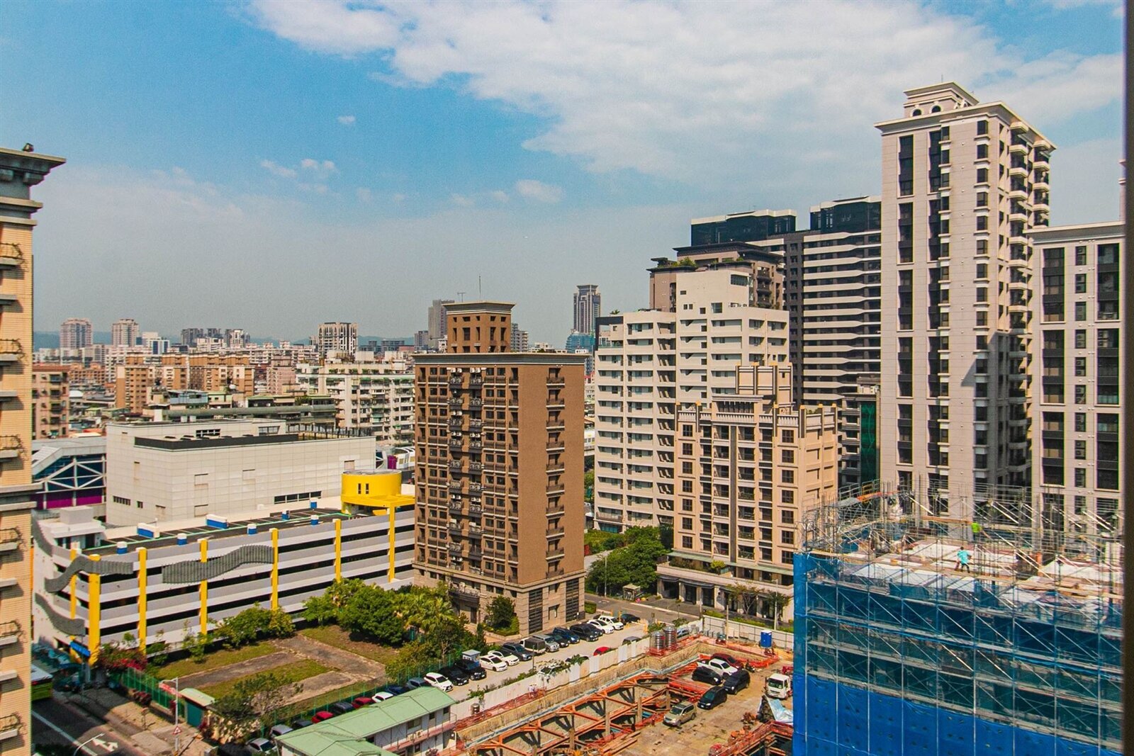 新莊區近一年每坪住宅均價為47.3萬元,為新北市人口規模前五大行政區中最親民者。圖/永慶房產集團提供