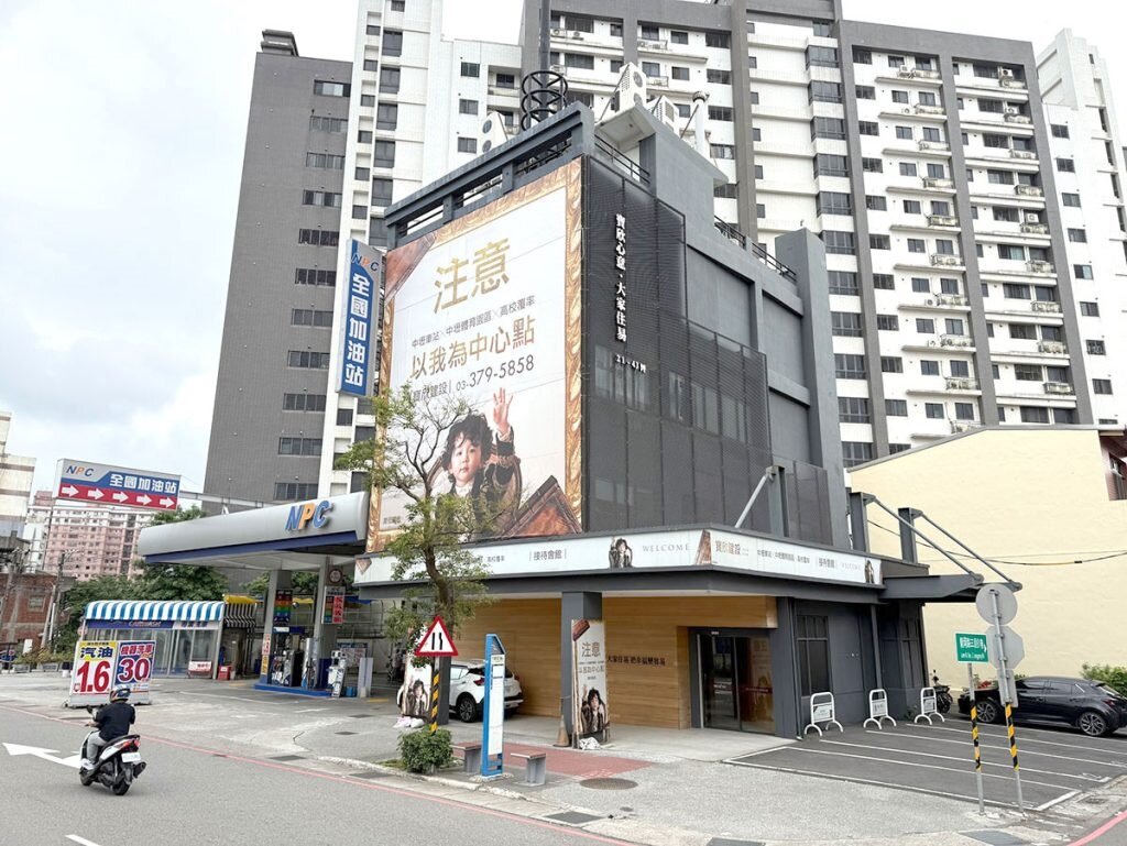 若能適度放寬房貸水龍頭，不只可作為熱錢宣洩出口，也能讓剛性需求買盤有機會以合理成本進場。圖／管清智