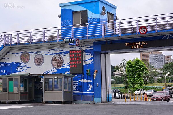 尼伯特水門即將關閉。（好房網News記者 陳韋帆／攝影）