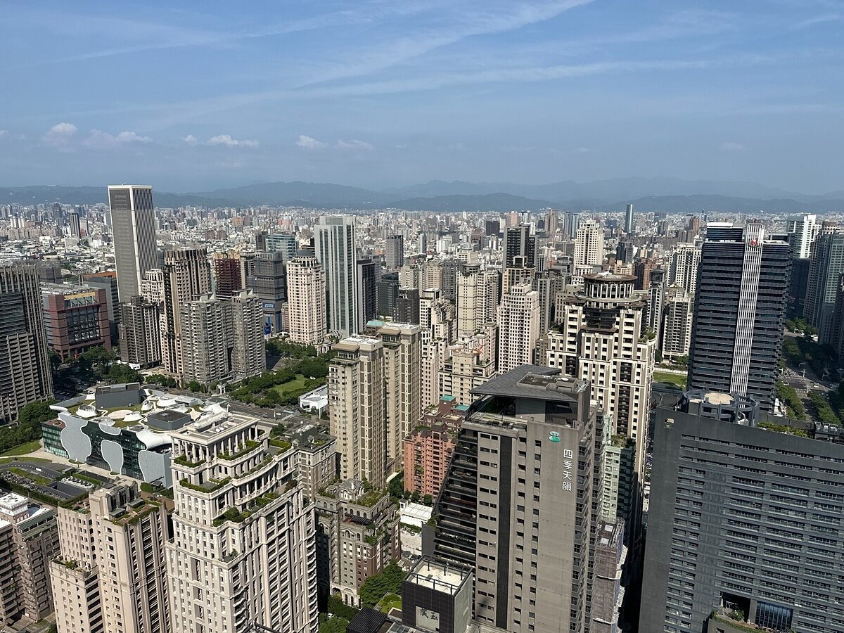 台中七期新市政中心核心下半年百億級的預售推案熱潮引爆，而區段內的頂級成屋作品，成為高總價市場在推估未來身價時的關鍵對照。圖／好房網News記者林和謙／攝
