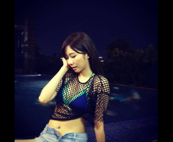 宅男女神張景嵐,身材火辣性感,但為了買房可是保守到家。(圖/翻攝自張景嵐臉書)