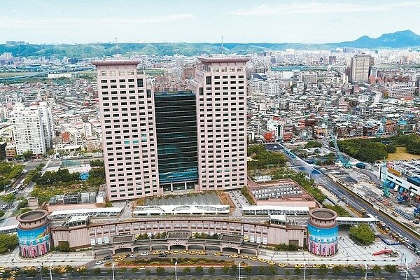 最新統計數據指出，雙北今年房屋買賣移轉件數恐創下有史以來的窒息量。 圖／報系資料照