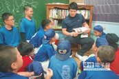 棒球夢工廠　周思齊辦閱讀教室