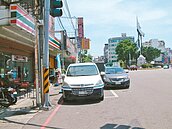 待轉區當停車格　頭份警方歡迎舉報