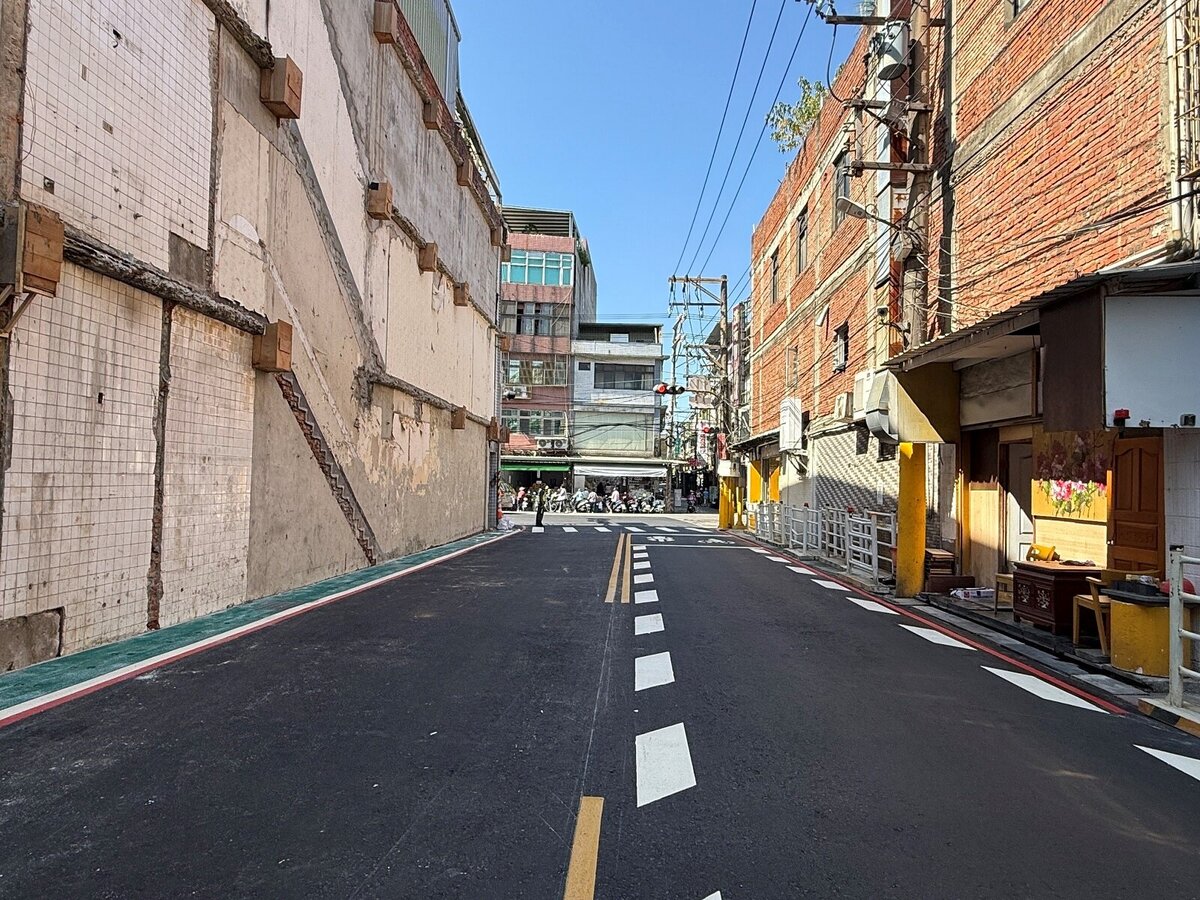 鶯歌區鳳吉四街瓶頸路段拓寬工程已完成。圖／新北市政府工務局提供