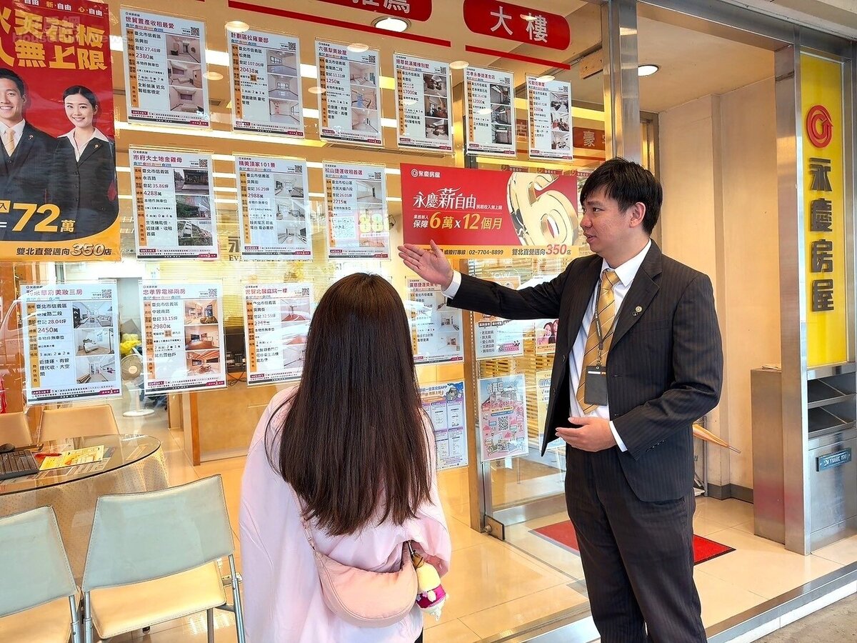 鄭立揚發揮個人專業與市場資訊替客戶把關,降低資訊落差可能造成的損失,保障客戶的交易權益。圖/永慶房產集團提供