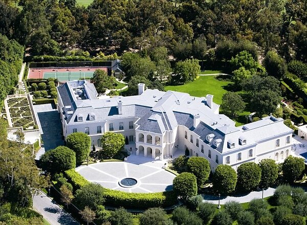 貝克漢有意在洛杉磯置產，買下天價豪宅。（翻攝自每日郵報）