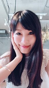 9.	曾為節目主持人的蔡瑞珊，對獨立書店經營很有想法。