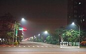 嘉市換裝LED路燈　夜如白晝