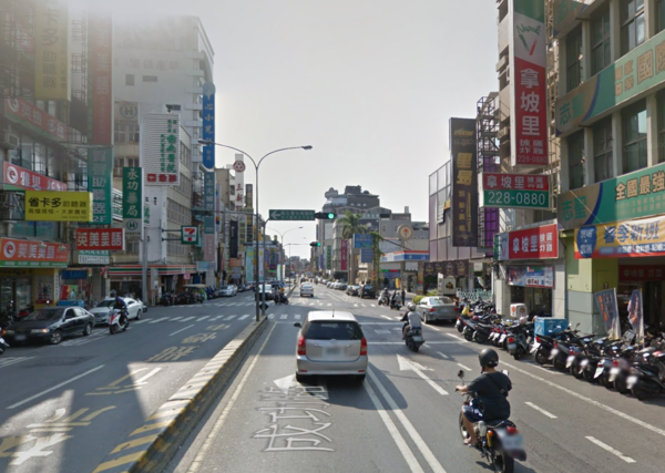 台南市1200處紅綠燈建置熱點。（翻攝自Google Map）
