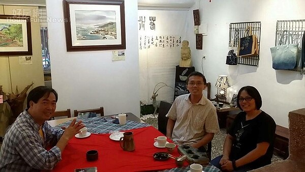 9. 若水藝文空間也成為藝文人士交流的場所。