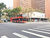 雙層觀光巴士　最快春節前上路