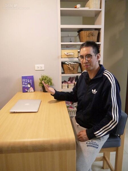 1.	才子型作家祁立峰，在台中安居展開新生活。

