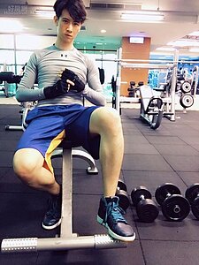 6.	王博麟對身材非常注重，私下也是運動好手。