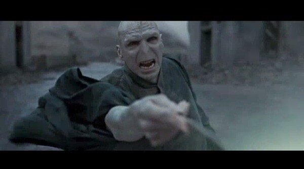 佛地魔(圖/翻攝自電影官方預告)