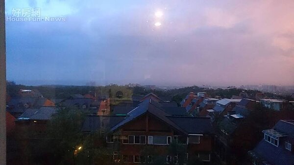 3. 從窗外遠眺,頗有北歐風情。