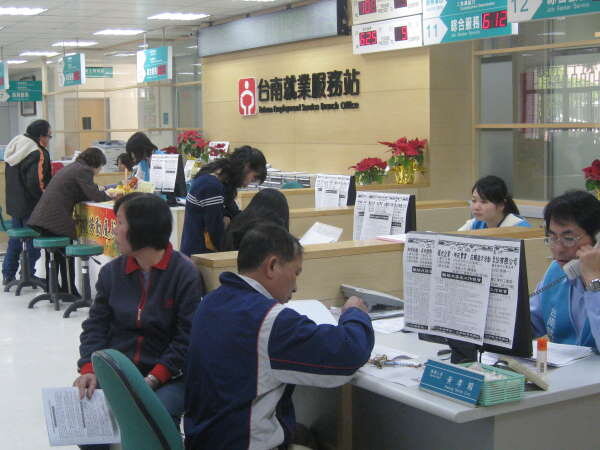 淡季不看淡,多家企業持續釋缺徵才